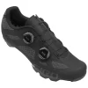 Zapatillas de carbono con doble BOA Giro Sector para ciclismo de montaña y Gravel