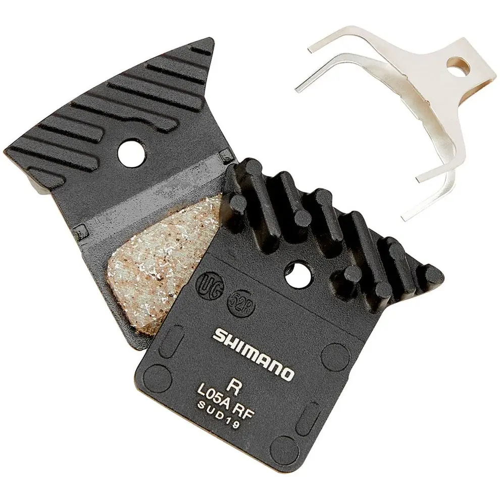 Pastillas de freno de resina Shimano BP-L05A-RF con aletas de refrigeración Ice-Tech en Bikes Click