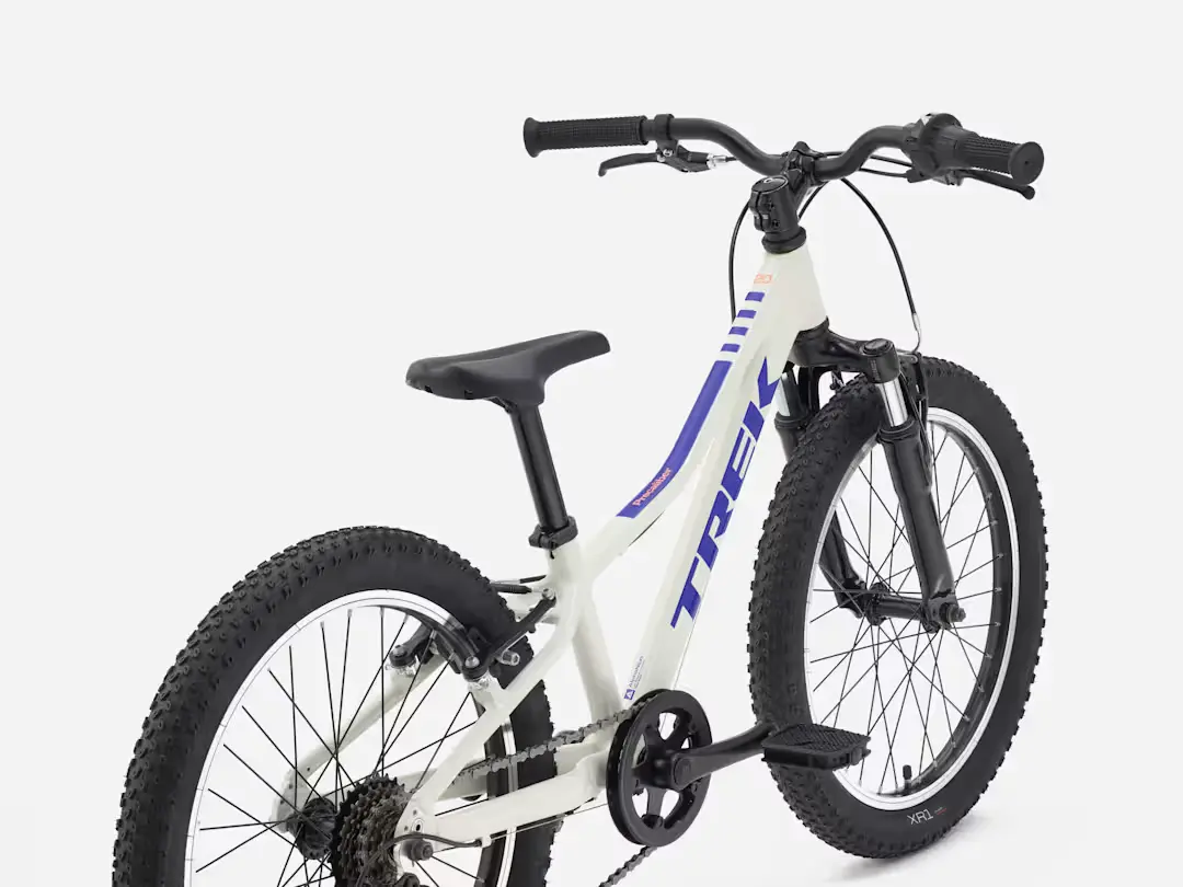Bicicleta infantil de aluminio Trek Precaliber 20 de 7 velocidades en Bikes Click