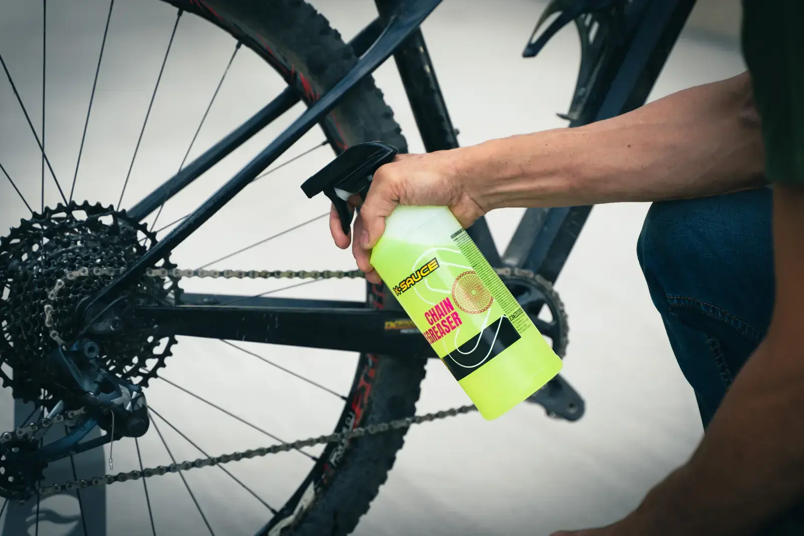 Bote de desengrasante cadenas x sauce 900ml para transmisiones en Bikes Click