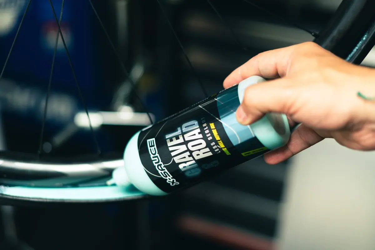 Botella de liquido sellante tubeless x sauce gravel road 500ml en Bikes Click