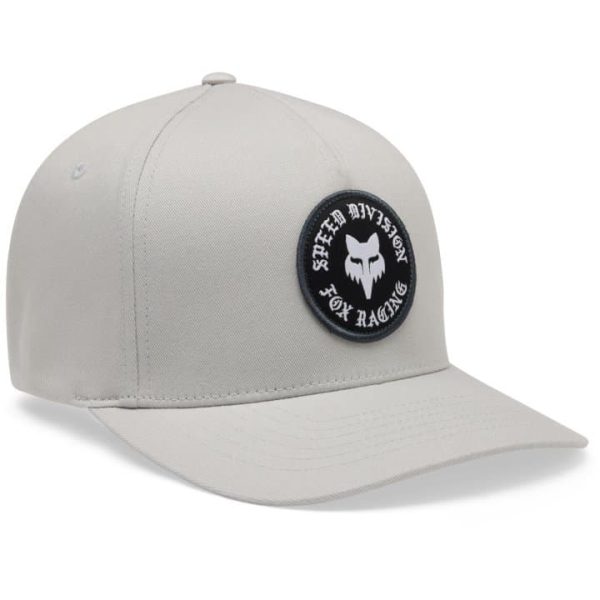 Gorra fox badge flexfit deportiva con parche frontal bordado en Bikes Click