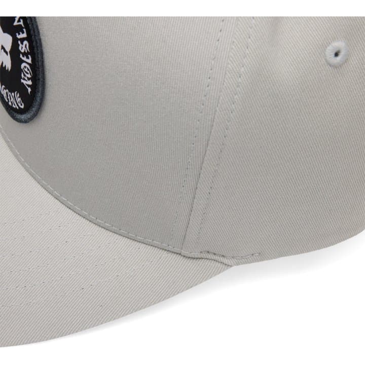 Gorra fox badge flexfit deportiva con parche frontal bordado en Bikes Click
