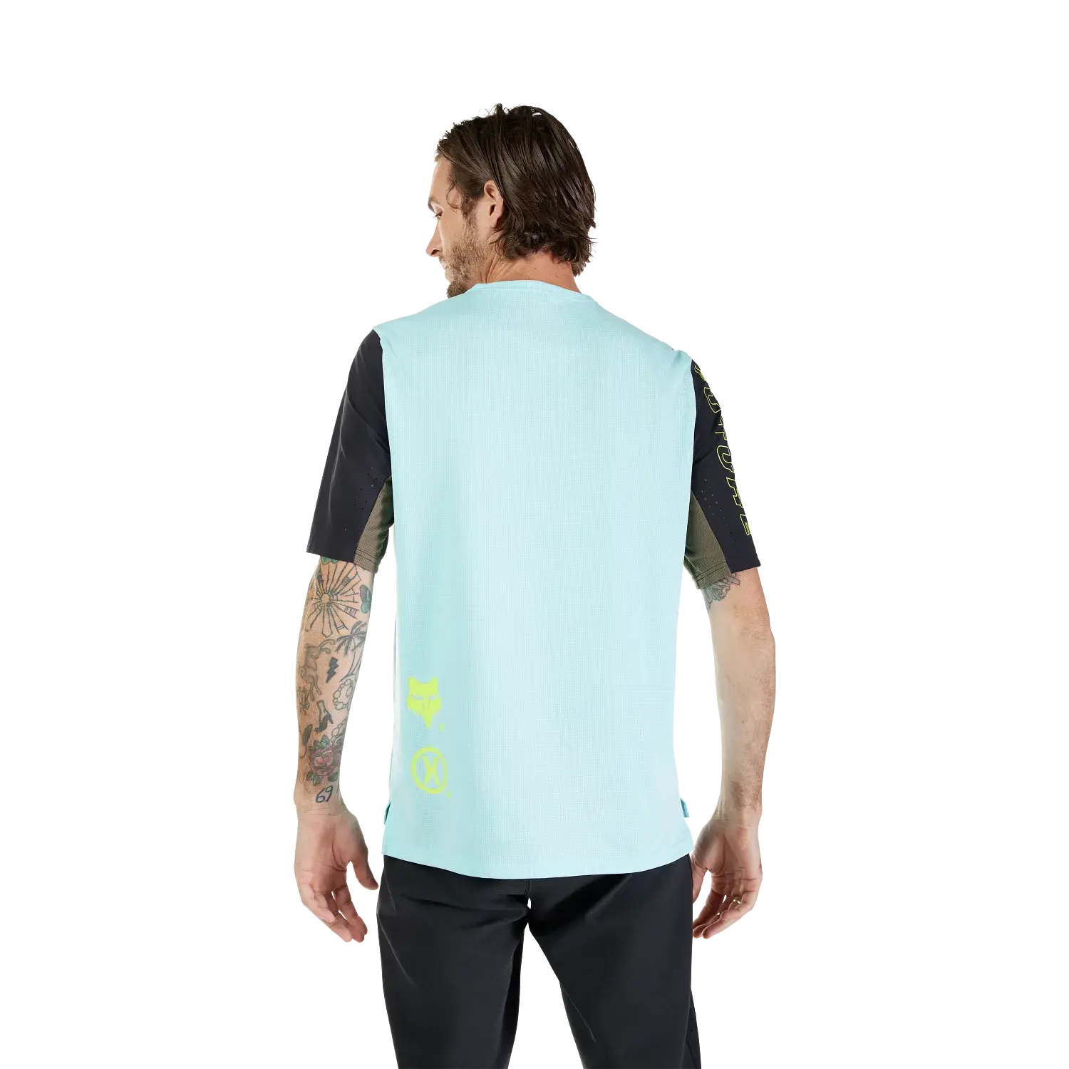 Camiseta fox defend elevated resistente para MTB y Enduro en Bikes Click