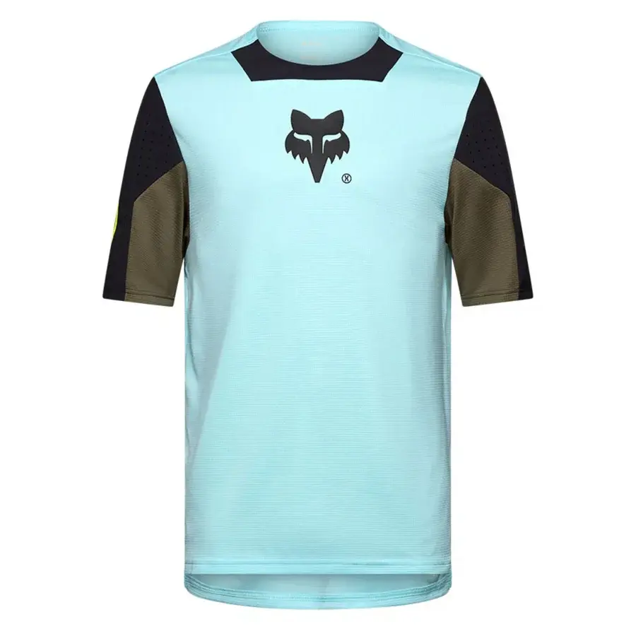 Camiseta fox defend elevated resistente para MTB y Enduro en Bikes Click